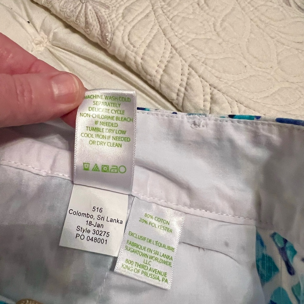 Lilly Pulitzer Callahan Shorts Blue and purple Pineapple Shorts | 12 - Picture 5 of 7